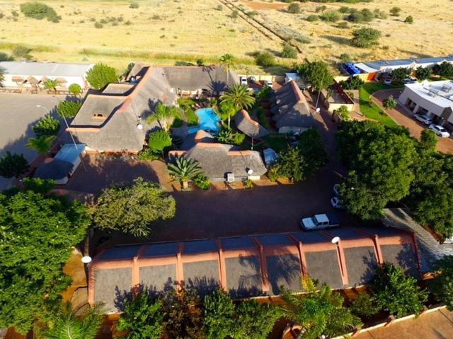 Cest Si Bon Hotel Otjiwarongo Luaran gambar