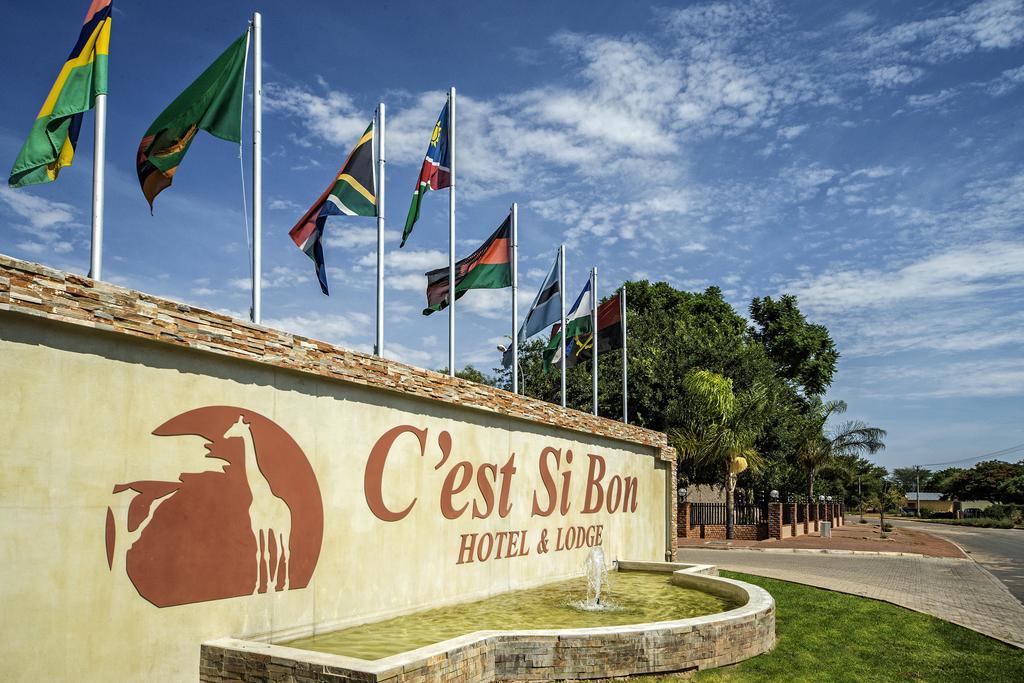 Cest Si Bon Hotel Otjiwarongo Luaran gambar