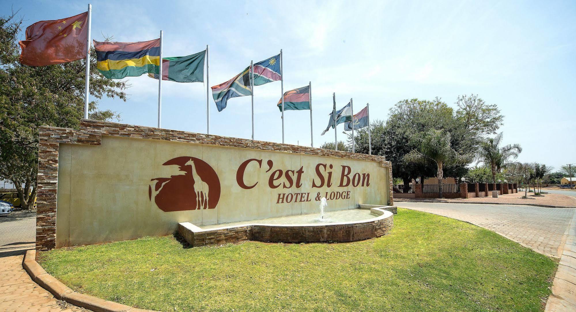 Cest Si Bon Hotel Otjiwarongo Luaran gambar