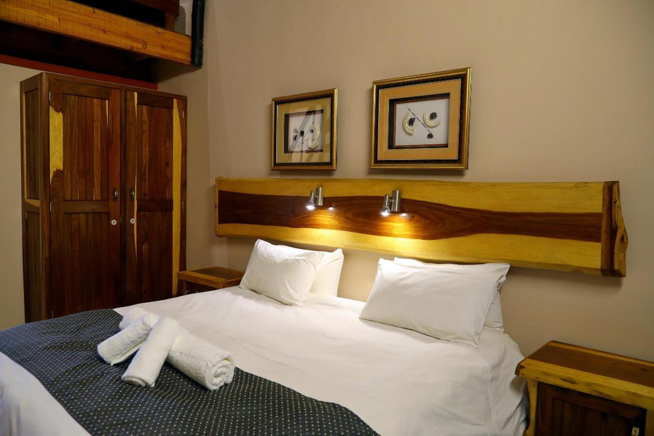 Cest Si Bon Hotel Otjiwarongo Luaran gambar